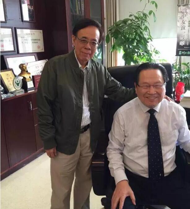 ny23_116208.jpg eee2.jpg