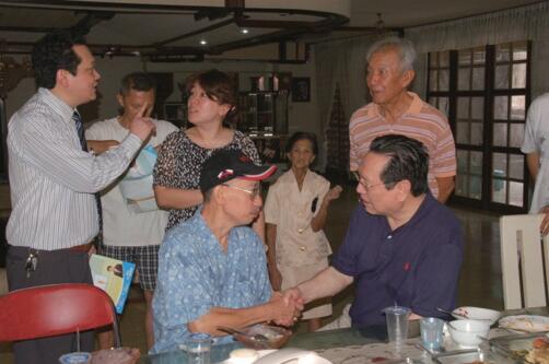 ny23_409811.jpg t4.jpg